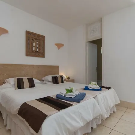 Daire Azahara Playa 39 - One Bed Los Cristianos (Tenerife)